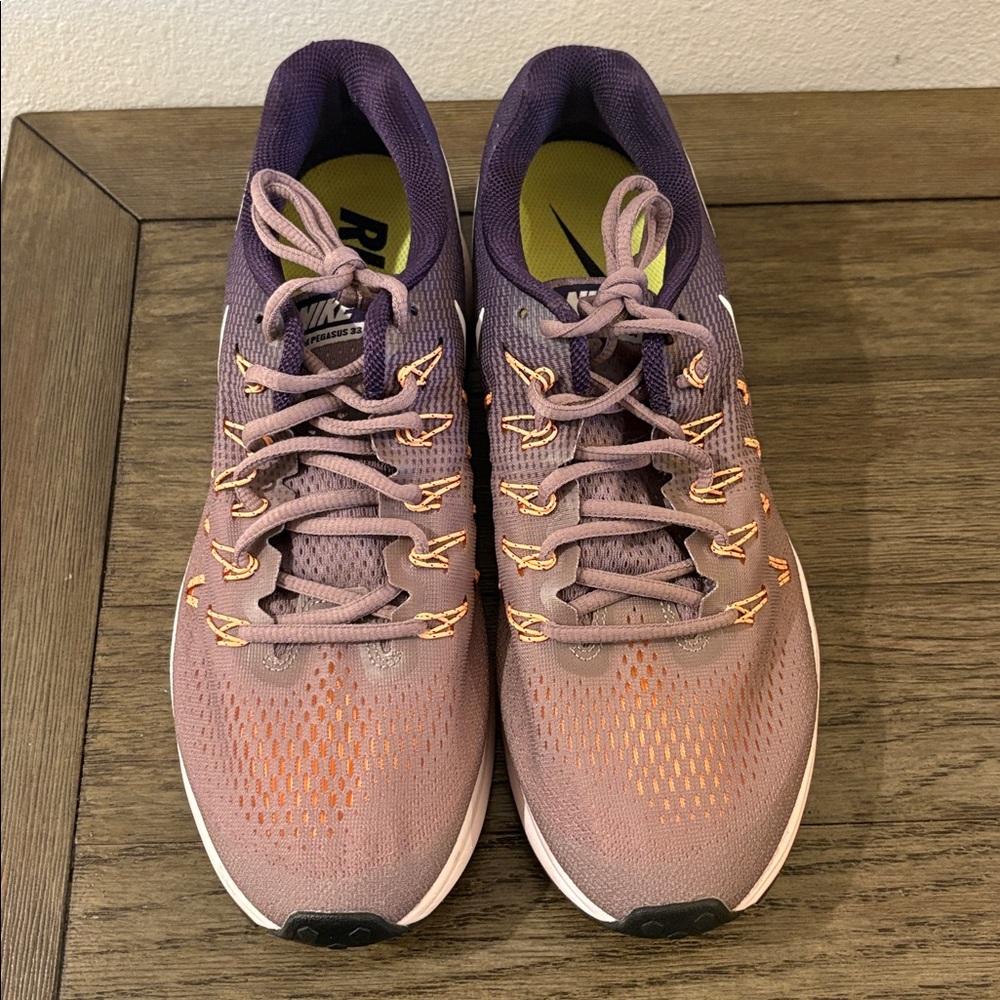 EUC [Nike] Air Zoom Pegasus 33 Running Athletic Shoes Purple Smoke Women's 12 - Picture 5 of 12